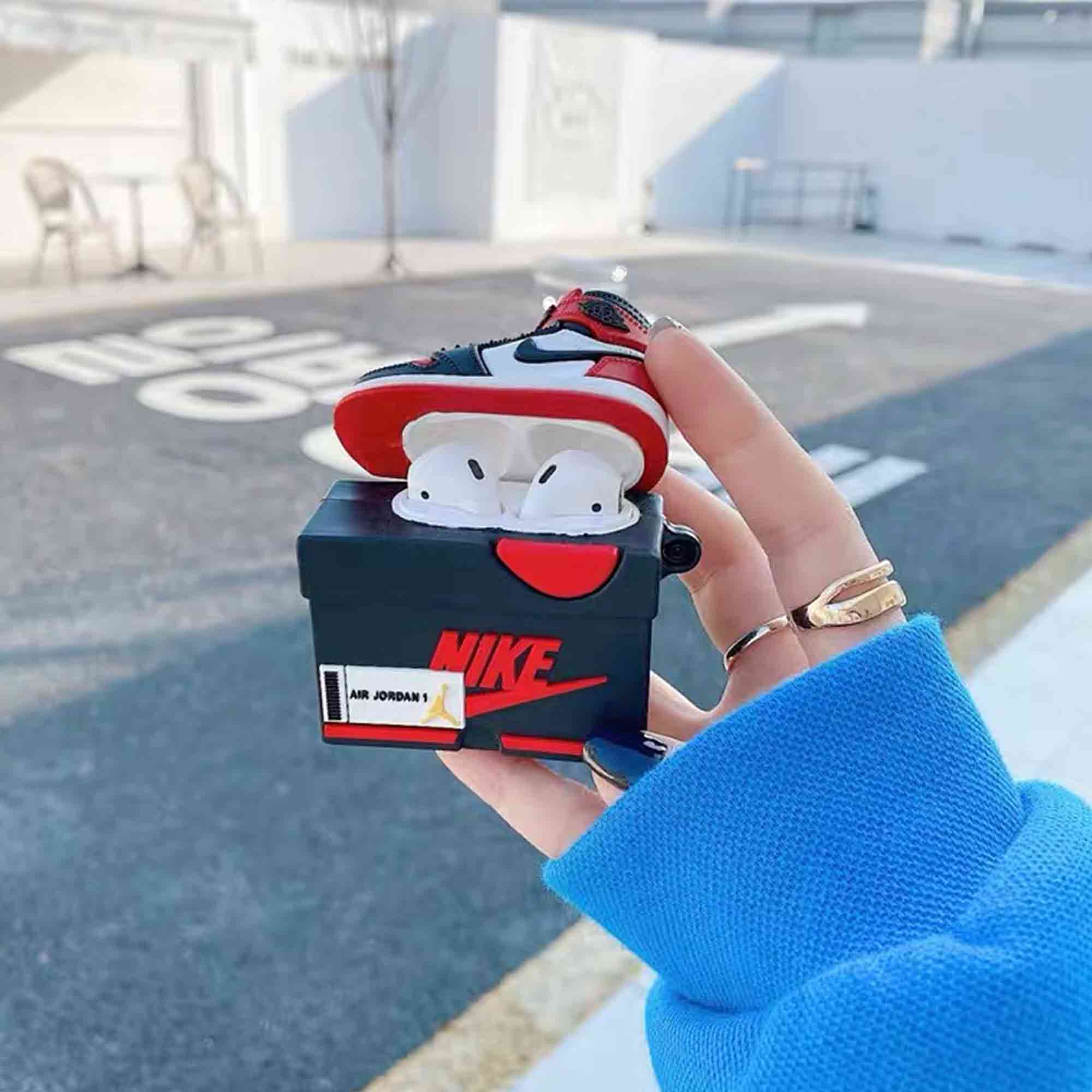 AirPods Case Sneaker Inspired ZC008
